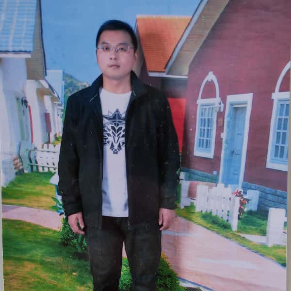 四川35岁单身帅哥真诚找对象-七台河征婚相亲网