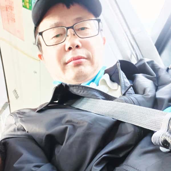 上海56岁单身帅哥真诚找对象-七台河征婚相亲网