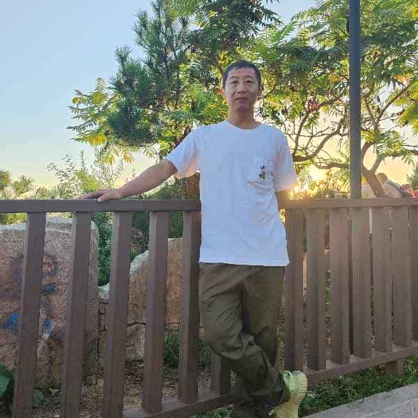 47岁岁辽宁单身帅哥 - 七台河吉缘网